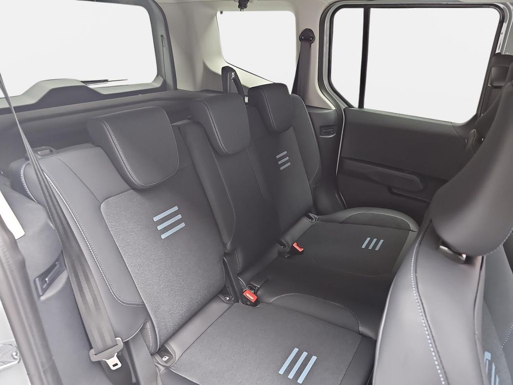 Ford Tourneo Courier 2025