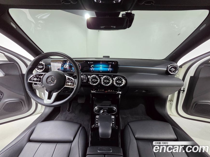 Mercedes-Benz A-Class 2021