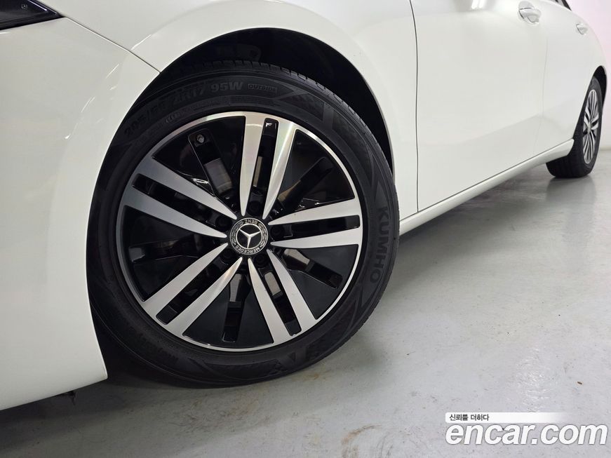 Mercedes-Benz A-Class 2021