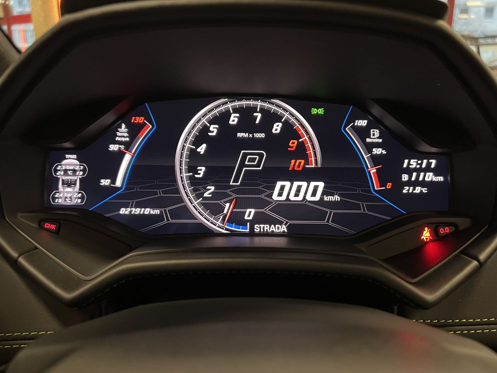 Lamborghini Huracán 2021