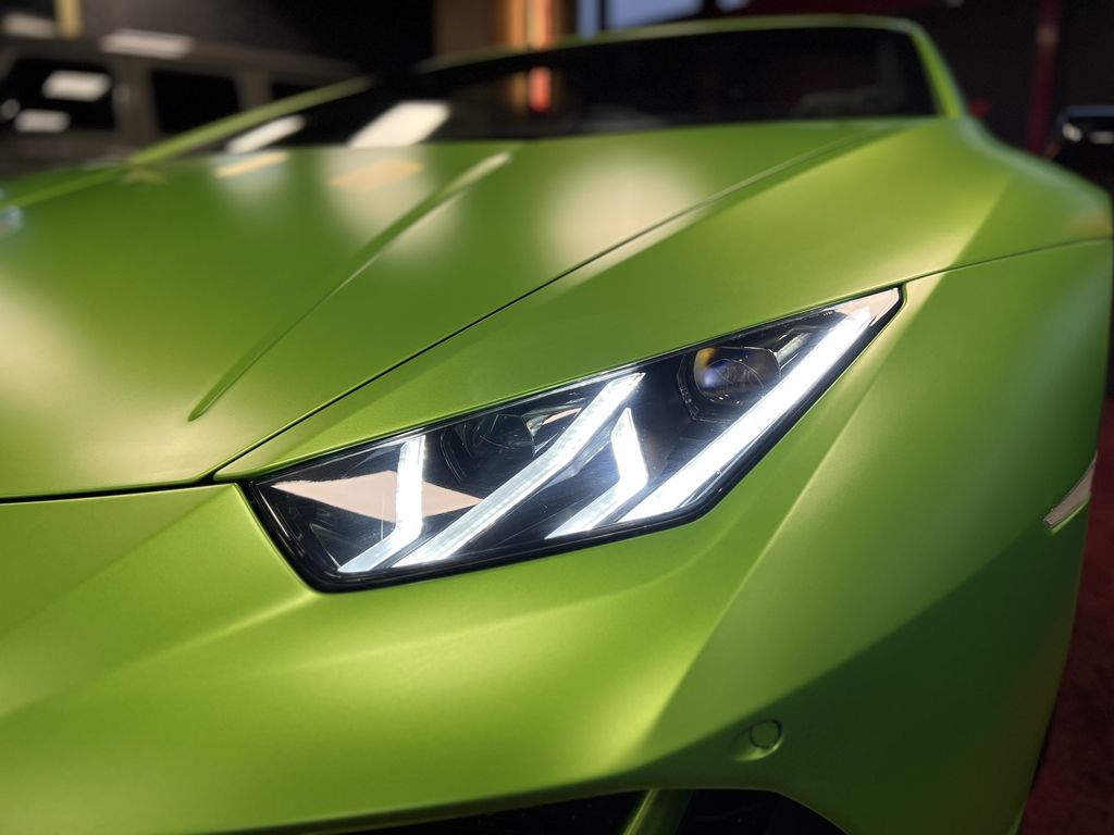 Lamborghini Huracán 2021