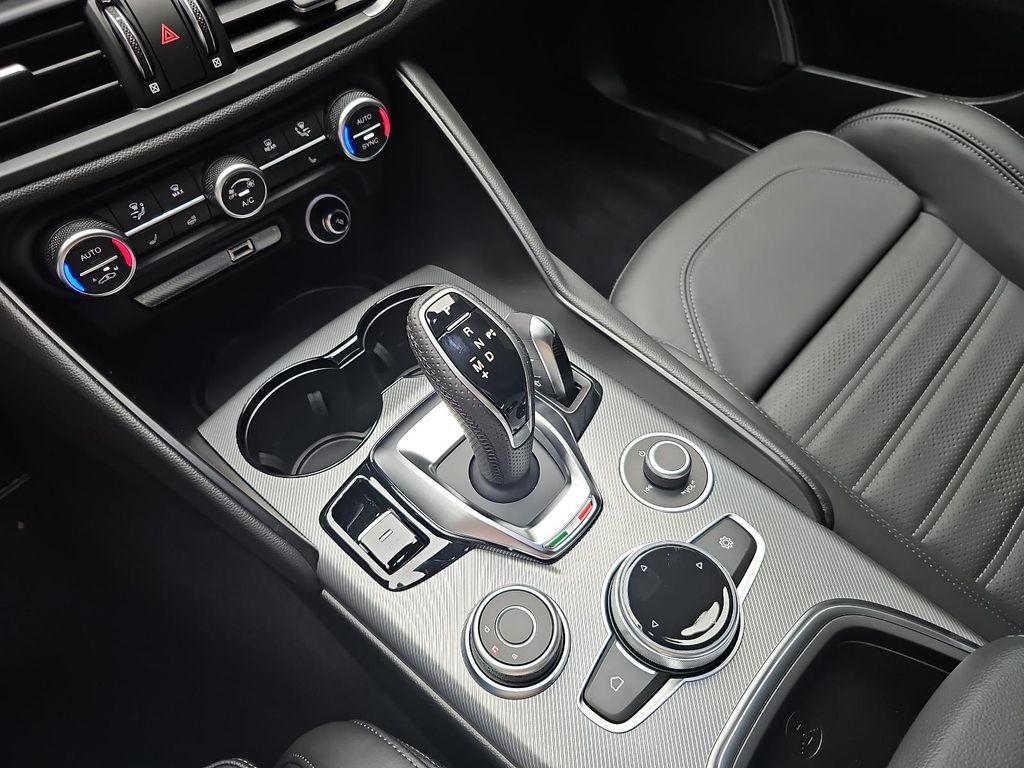 Alfa Romeo Giulia 2025