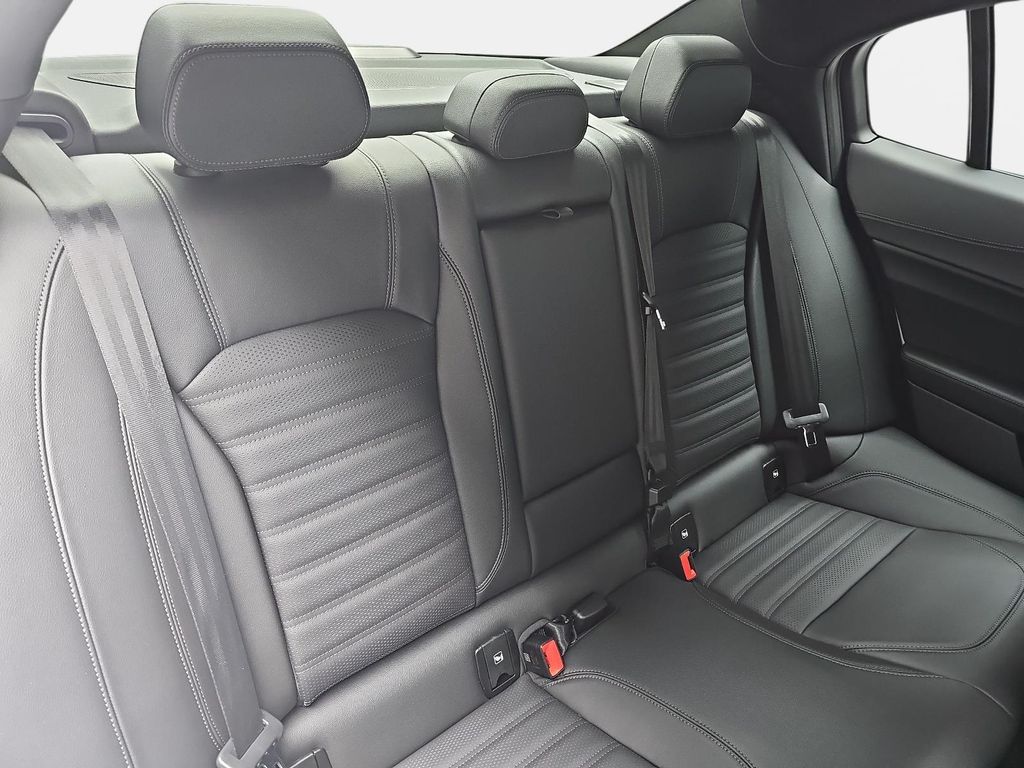 Alfa Romeo Giulia 2025