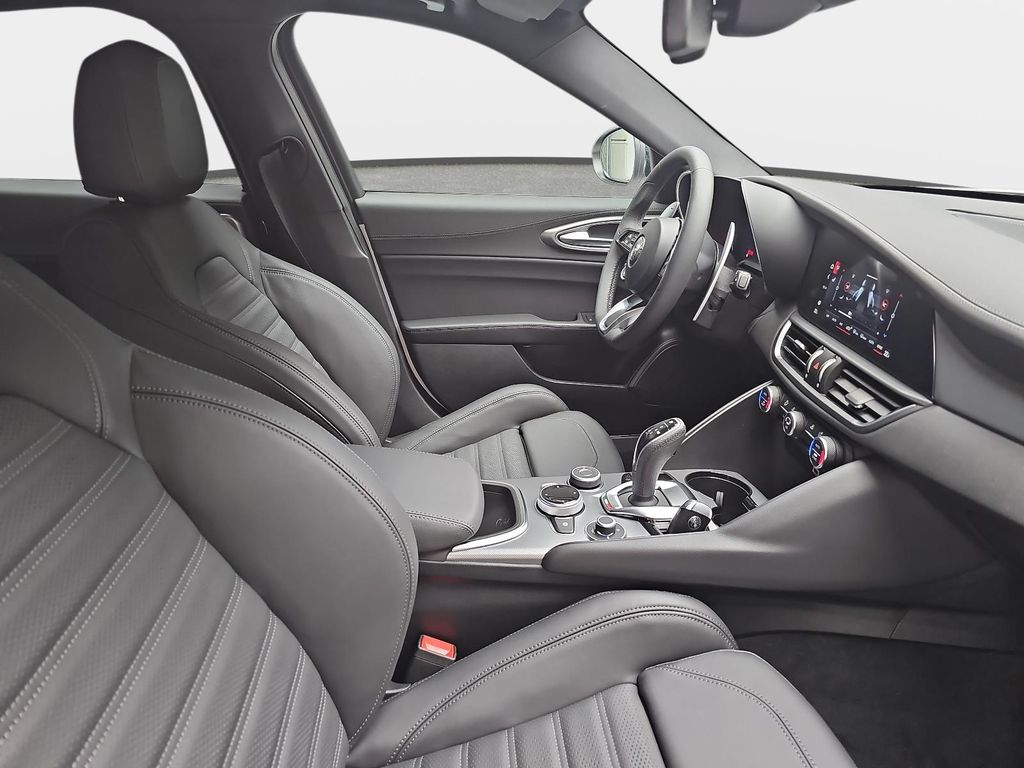 Alfa Romeo Giulia 2025