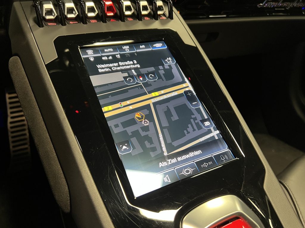 Lamborghini Huracán 2021