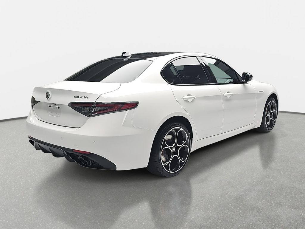Alfa Romeo Giulia 2025