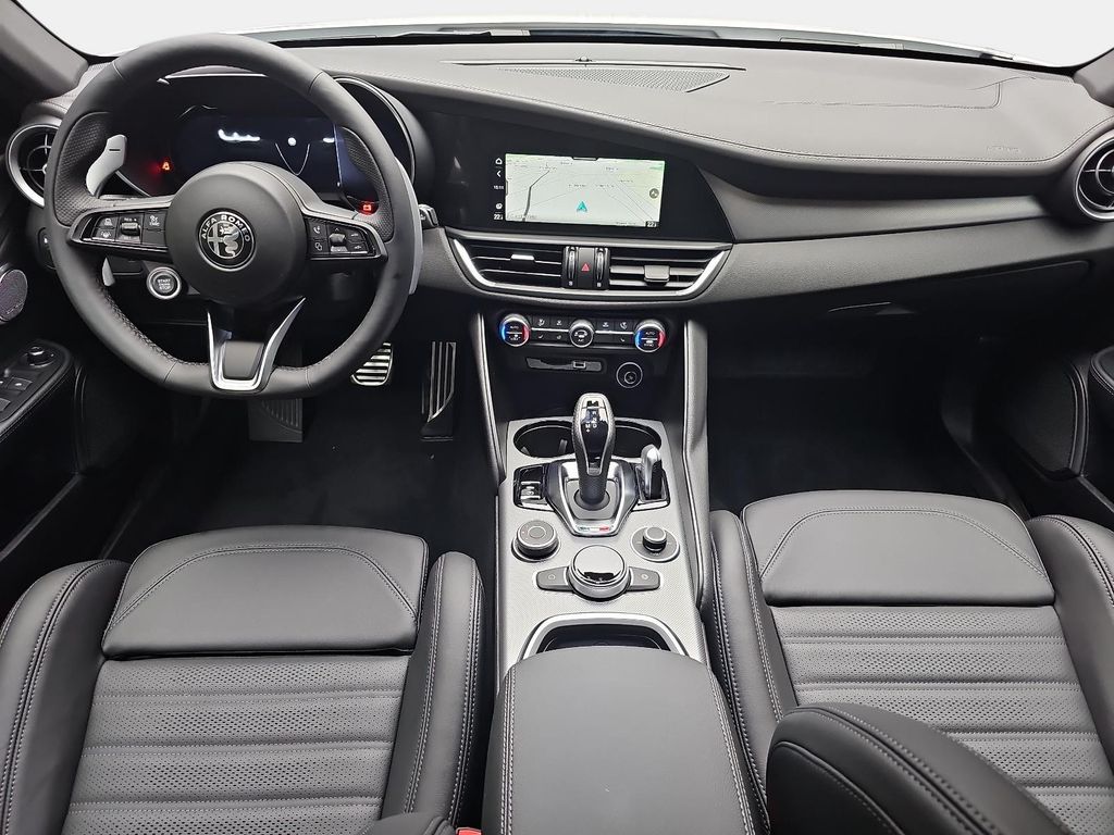 Alfa Romeo Giulia 2025