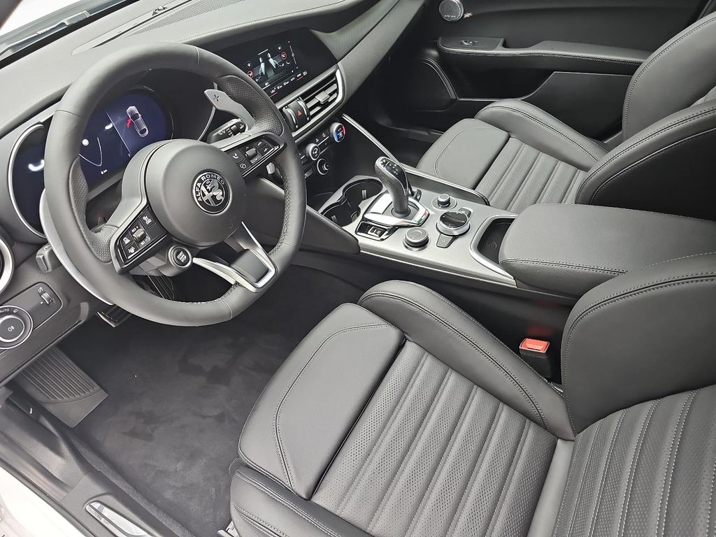 Alfa Romeo Giulia 2025