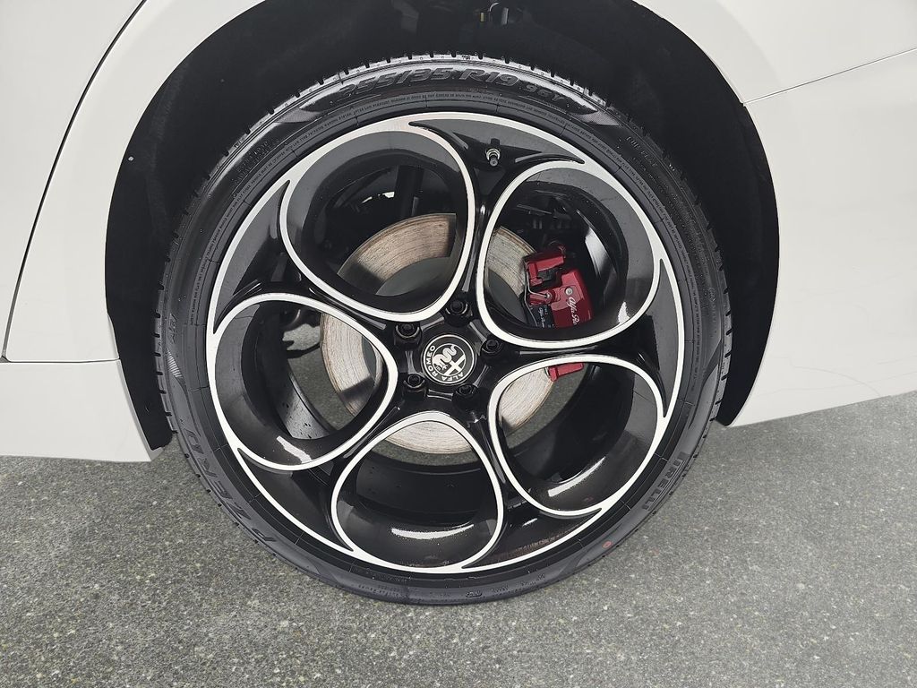 Alfa Romeo Giulia 2025