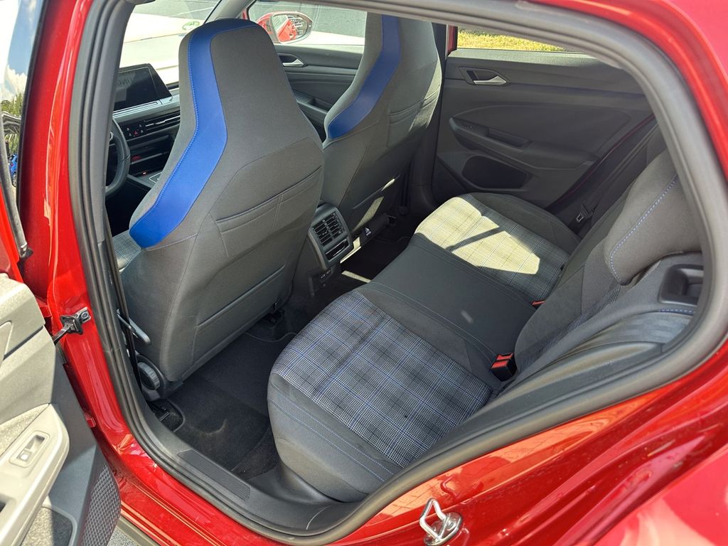 Volkswagen Golf 2022