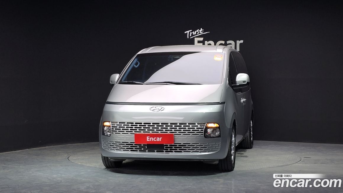 Hyundai Staria 2022