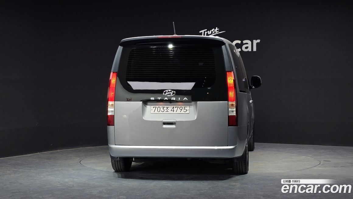 Hyundai Staria 2022