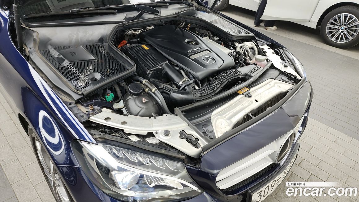 Mercedes-Benz C-Class 2018