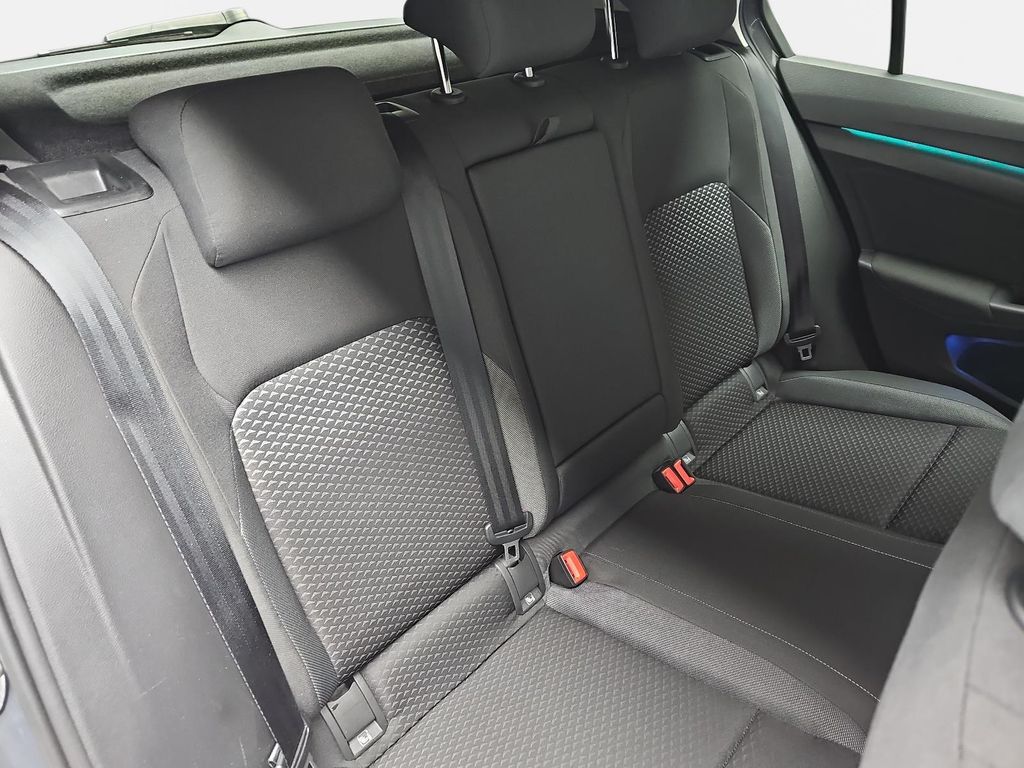 Volkswagen Golf 2023