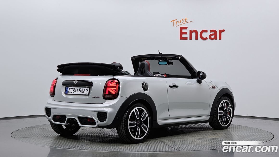 Mini Cooper Convertible 2019