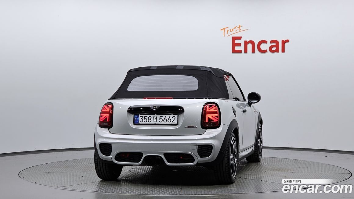 Mini Cooper Convertible 2019