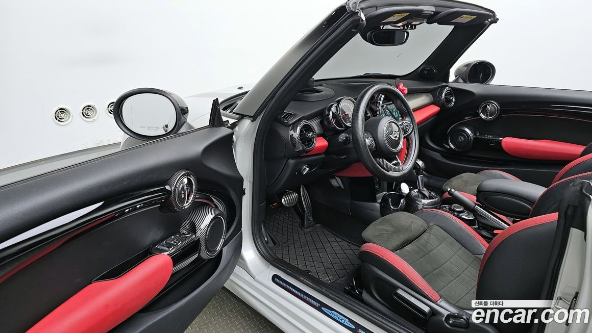 Mini Cooper Convertible 2019