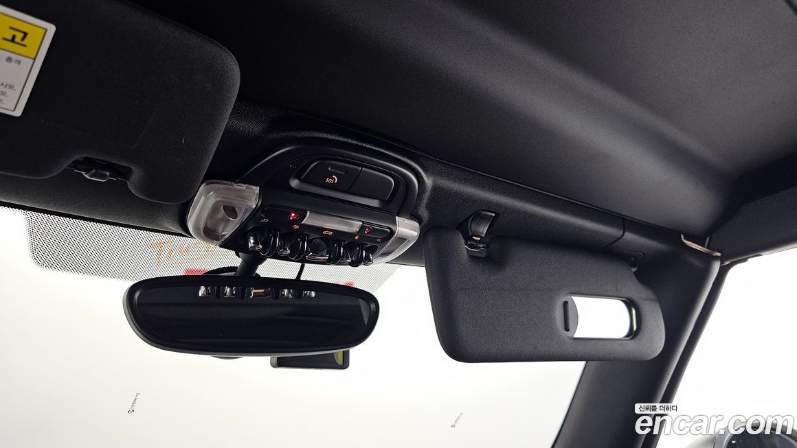 Mini Cooper Convertible 2019