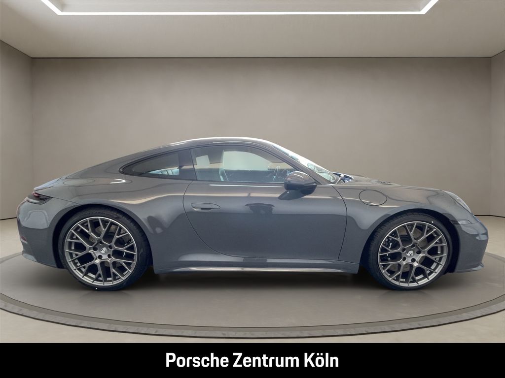 Porsche 992 2025