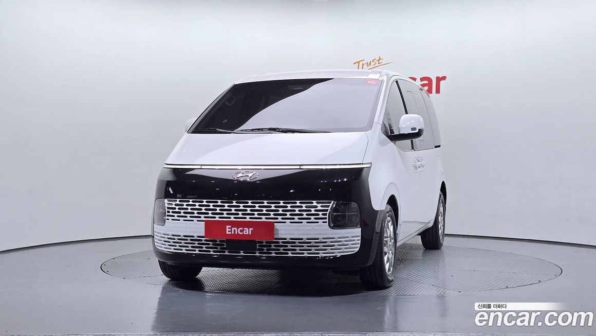 Hyundai Staria 2023