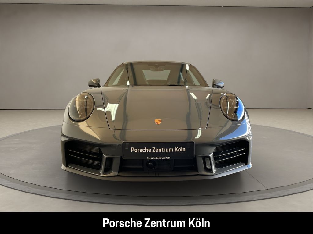 Porsche 992 2025