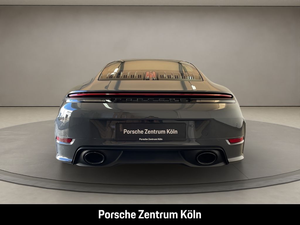 Porsche 992 2025