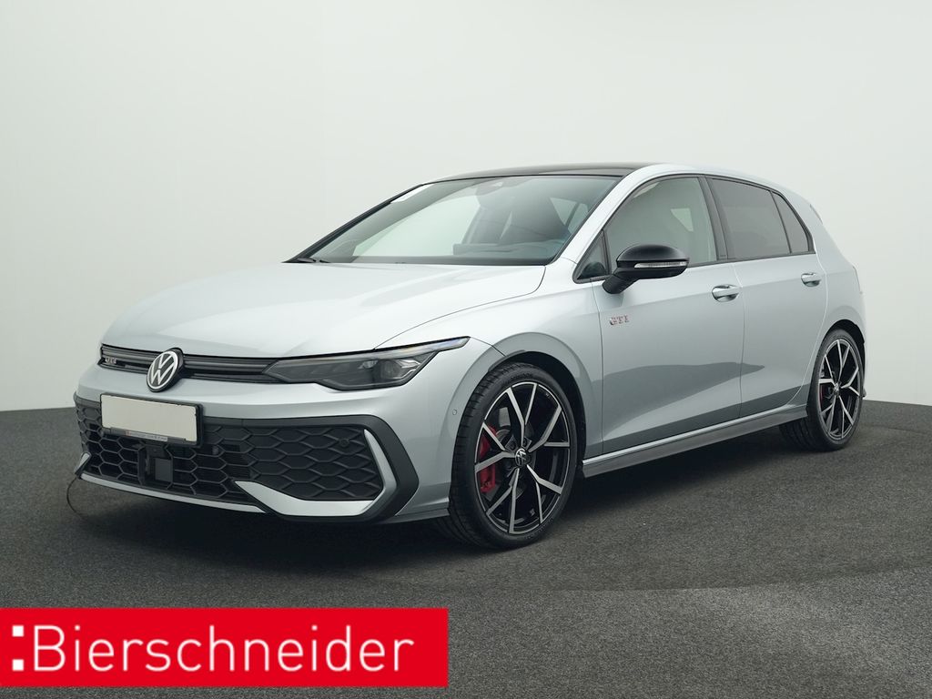 Volkswagen Golf 2025