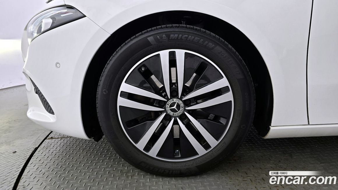 Mercedes-Benz A-Class 2021