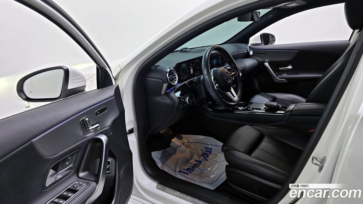 Mercedes-Benz A-Class 2021