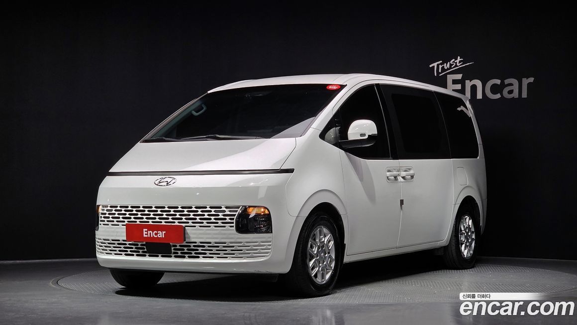 Hyundai Staria 2023