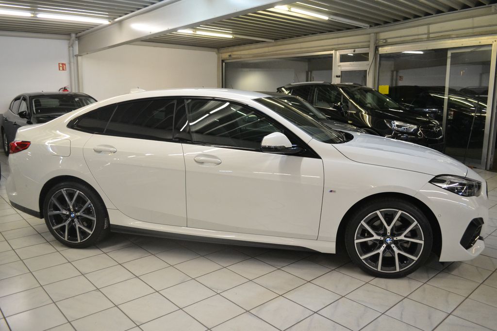 BMW 218 Gran Coupé 2024