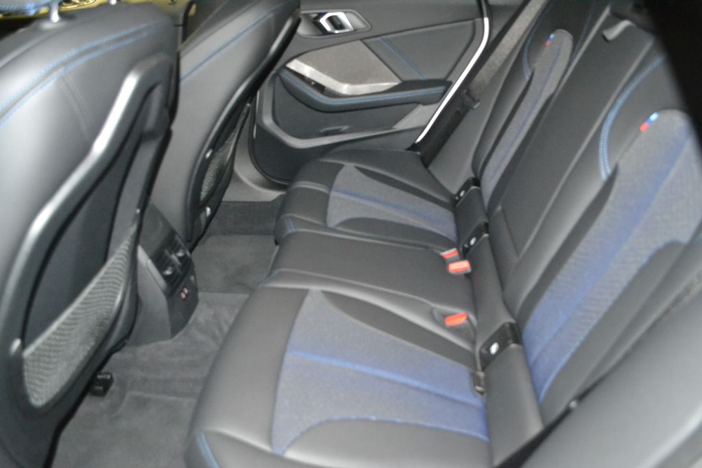 BMW 218 Gran Coupé 2024