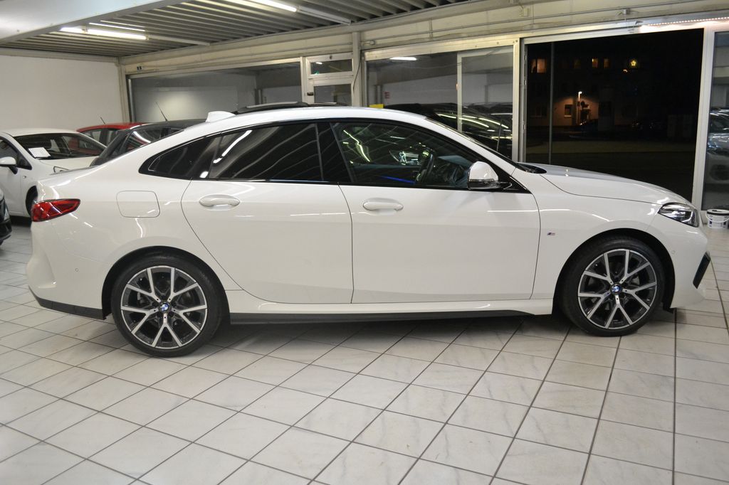 BMW 218 Gran Coupé 2024