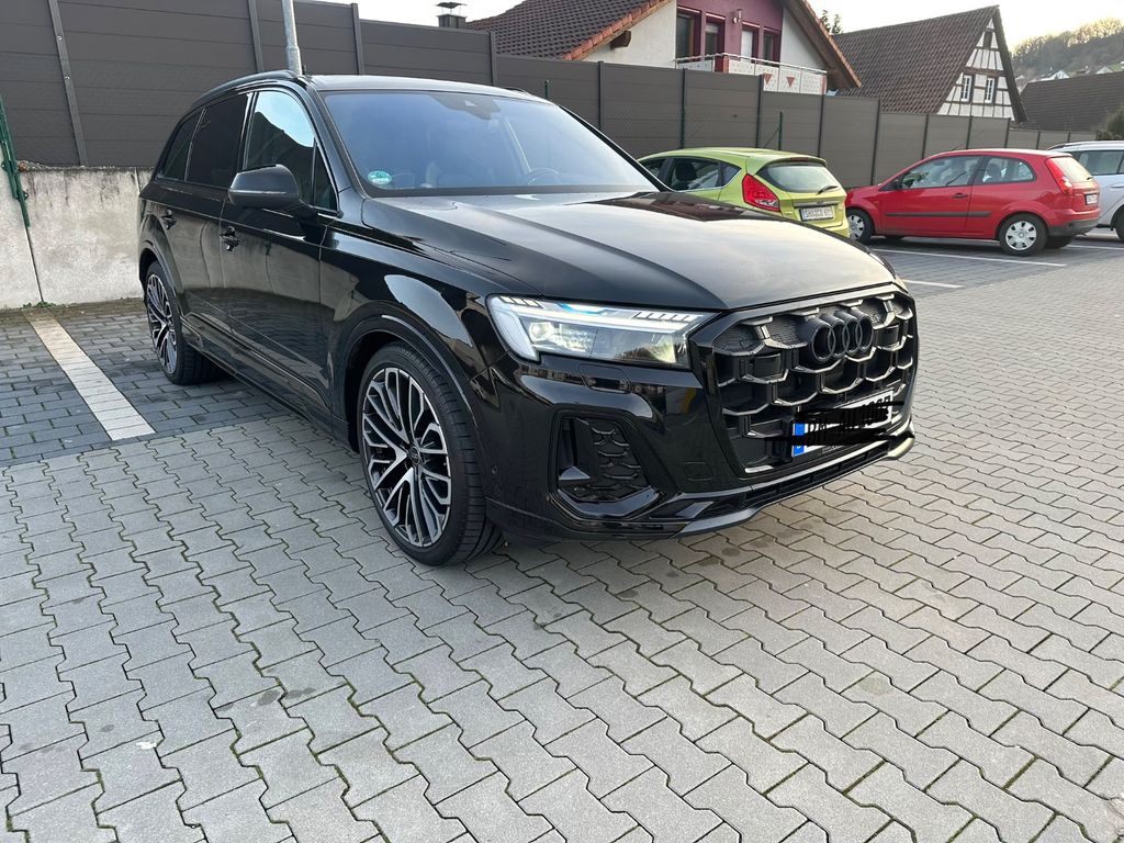 Audi Q7 2024
