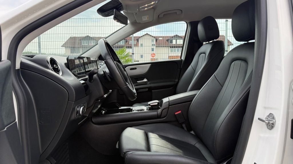 Mercedes-Benz B 200 2020