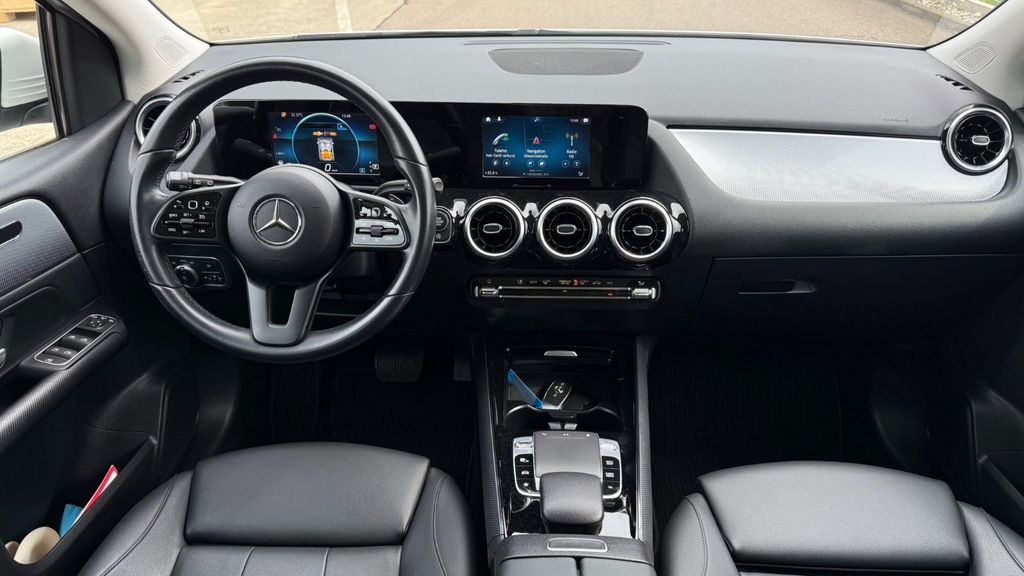 Mercedes-Benz B 200 2020