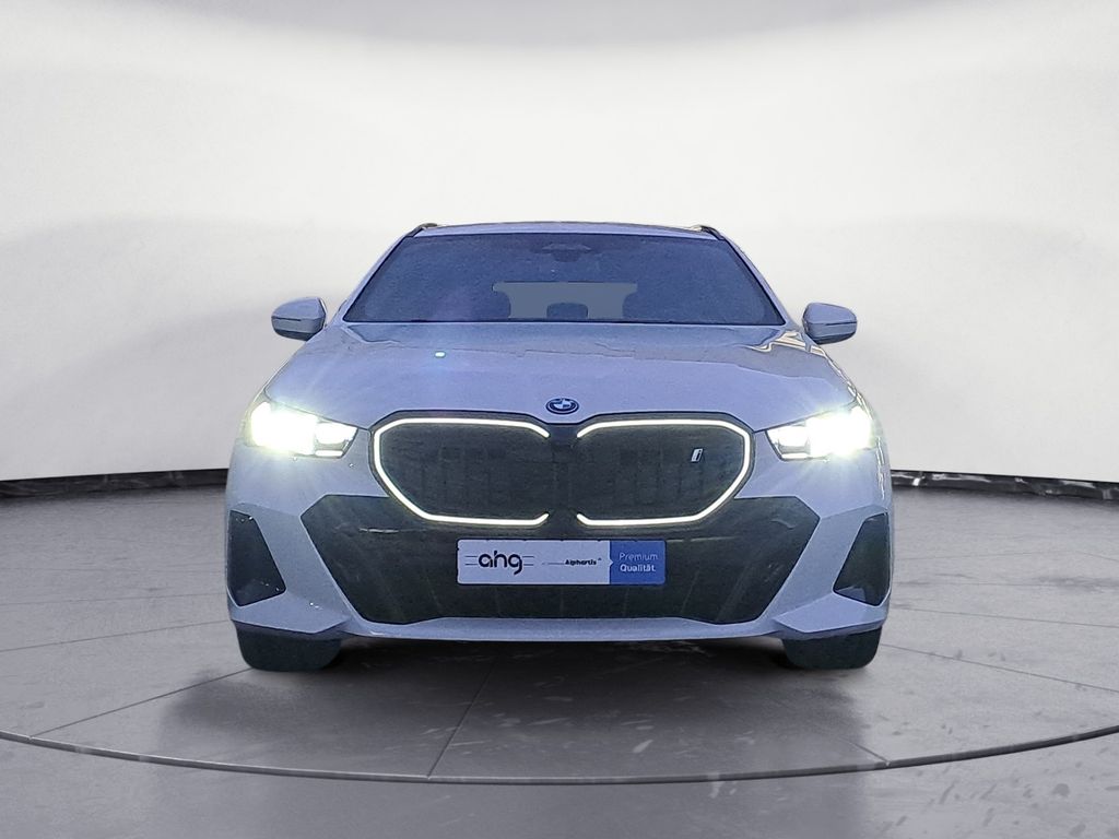 BMW i5 2025