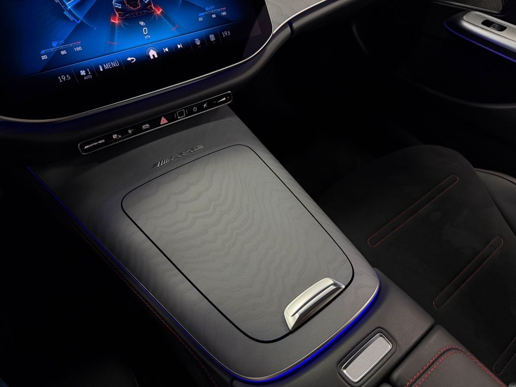 Mercedes-Benz E 53 AMG 2025