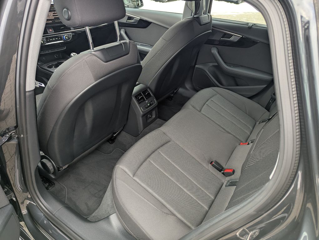 Audi A4 2022