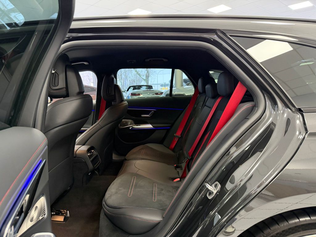 Mercedes-Benz E 53 AMG 2025