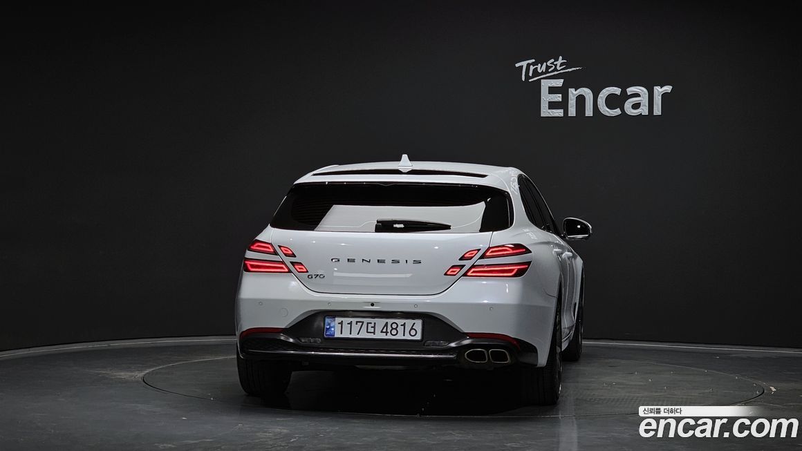 Genesis G70 2023