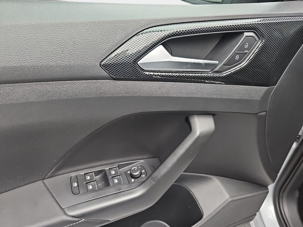Volkswagen T-Cross 2025
