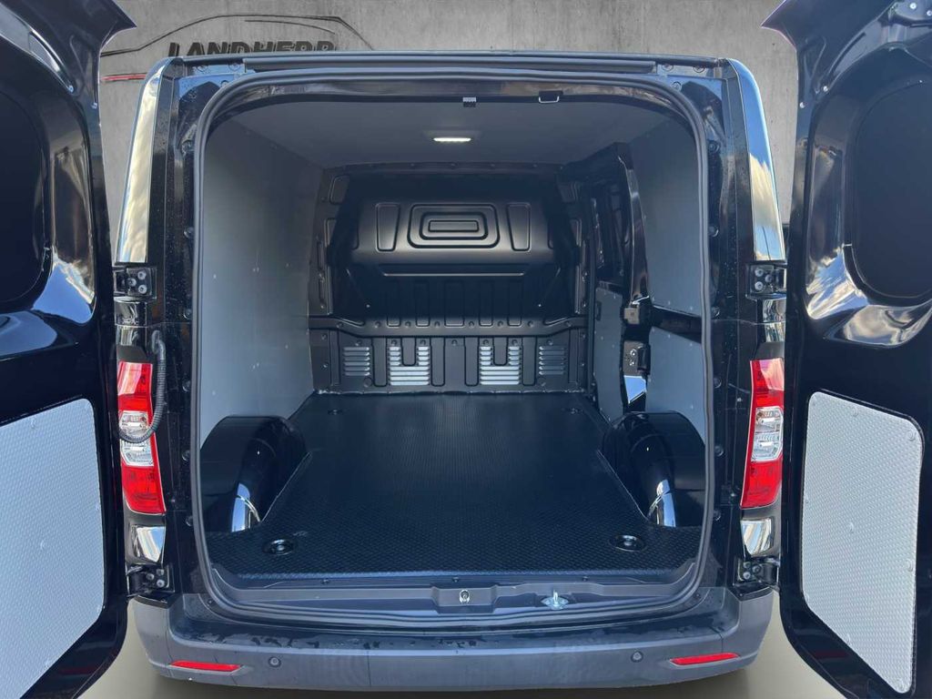 Maxus eDeliver 3 2025