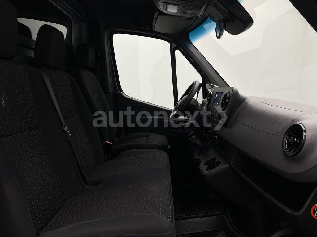 Mercedes-Benz Sprinter 2021