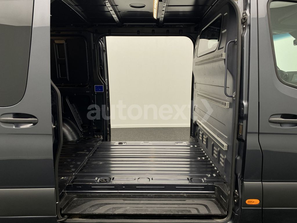 Mercedes-Benz Sprinter 2021