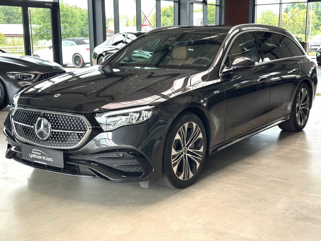 Mercedes-Benz E 300 2025