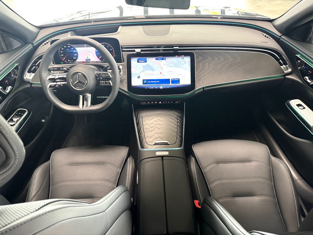 Mercedes-Benz E 200 2025