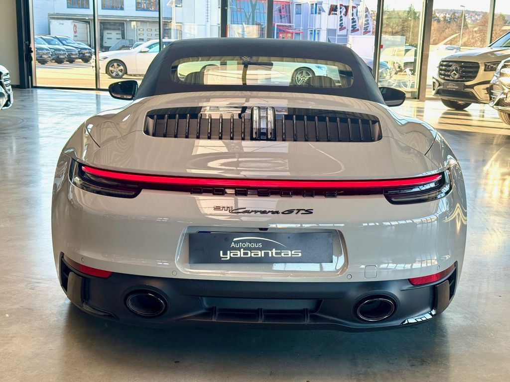 Porsche 992 2024