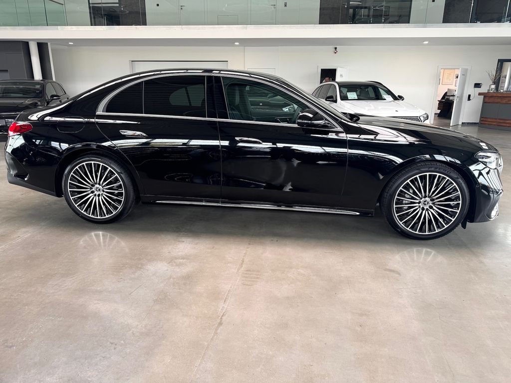 Mercedes-Benz E 200 2025