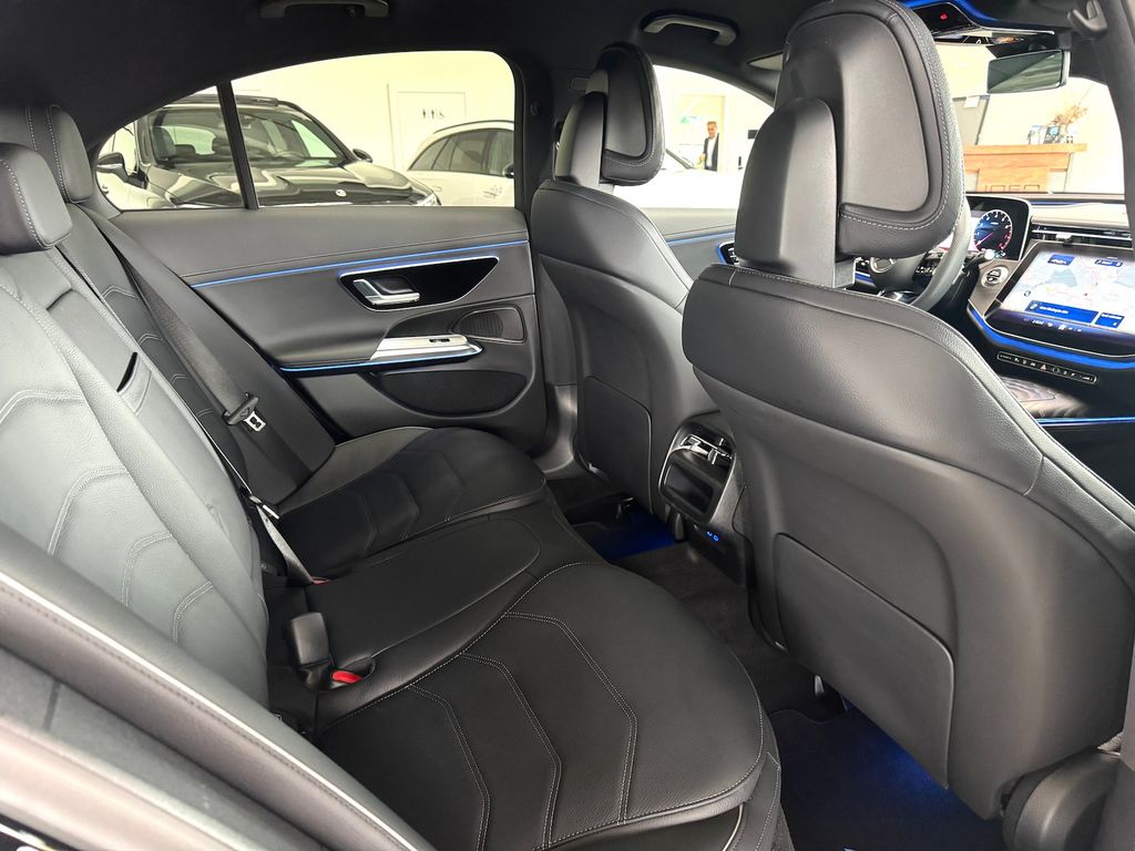 Mercedes-Benz E 200 2025